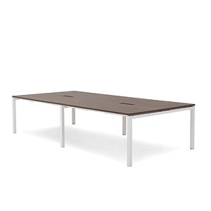 Runway 4 Seat White Frame Workstation with no screen