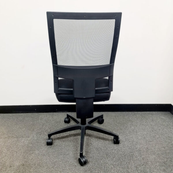 Quality Budget Mesh Chair - Image 3