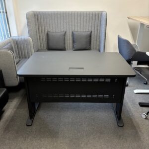 JANGO Desk